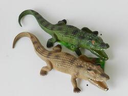 Krokodýl pískací plast 2barvy (24)