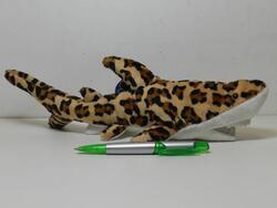 Žralok leopardí plyš 33cm (10)
